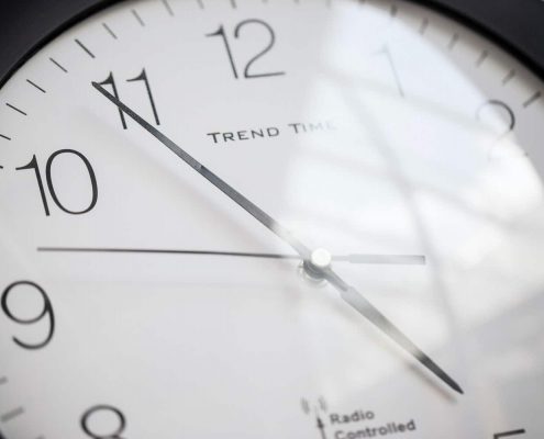 Nahaufnahme einer Uhr